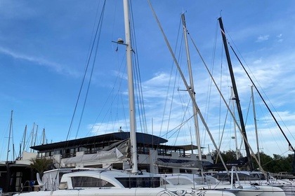 Location Catamaran Outremer Outremer 5X Martinique