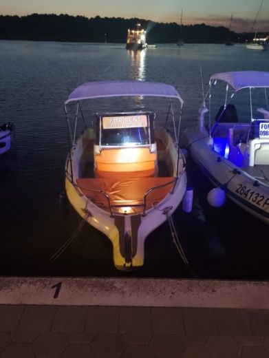 Motorboat Picaro 20 Boat design plan