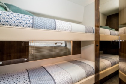 Rental Motor yacht  Fairline Squadron 50 Seget Donji