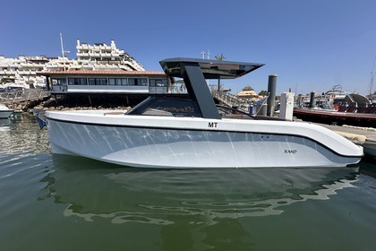 Charter Motorboat RAND Supreme 27 Vilamoura