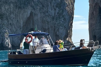 Charter Motorboat Fratelli Aprea 750 Sorrento 7.65 Capri