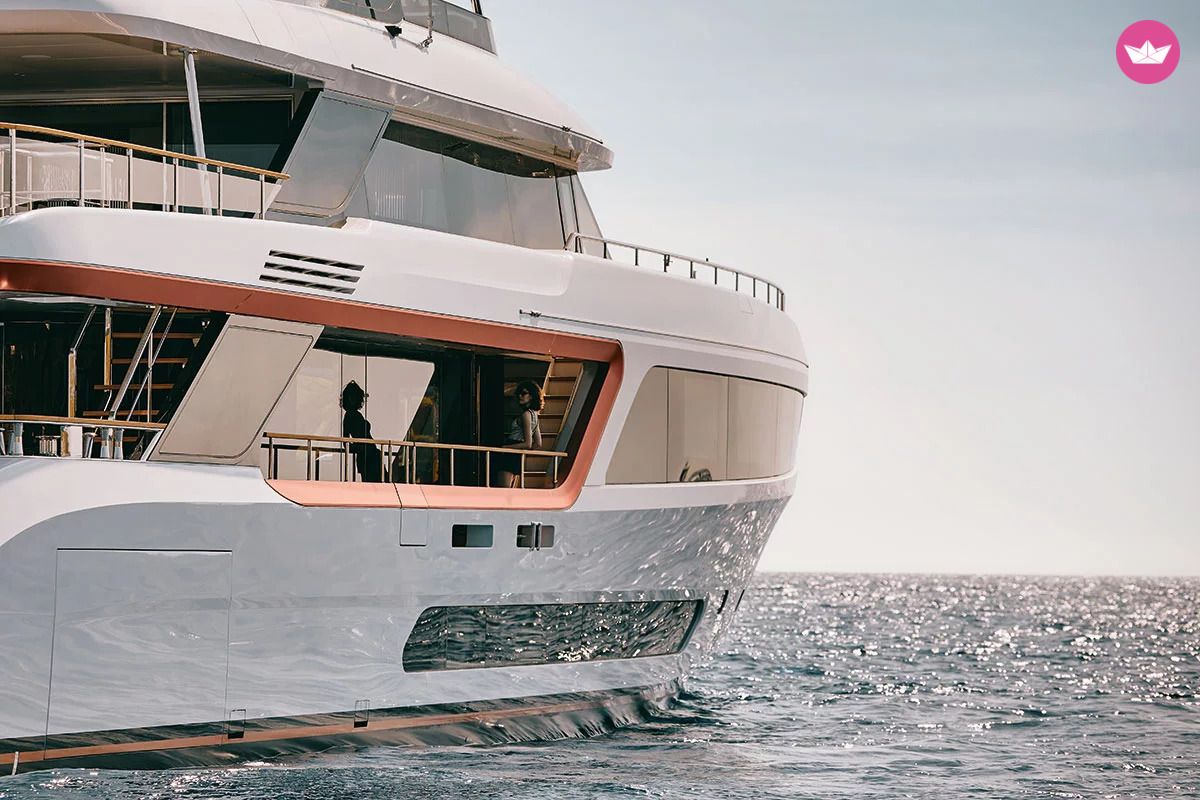 Yacht Benetti 38 m 2800cv 2