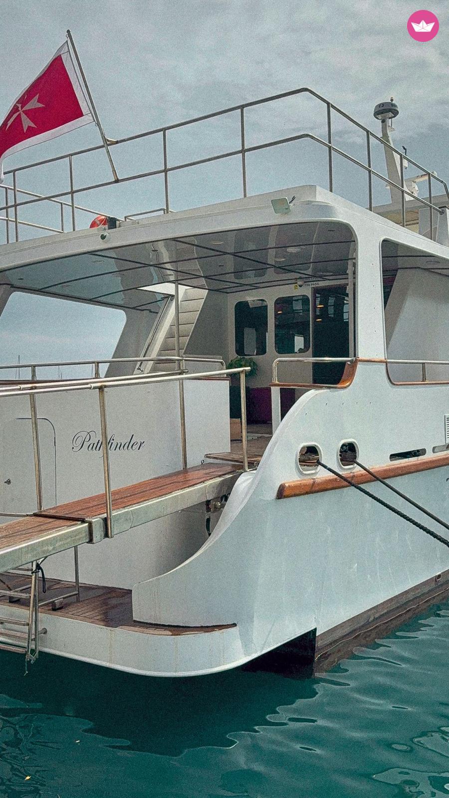 Bateau à moteur - 29 1400cv 3