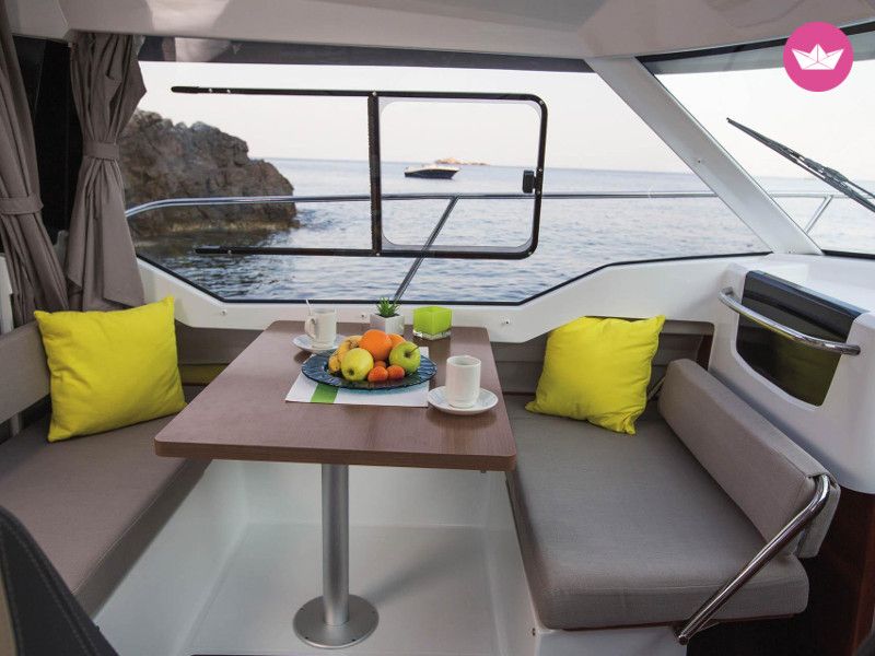 Charter motorboat in Zadar  