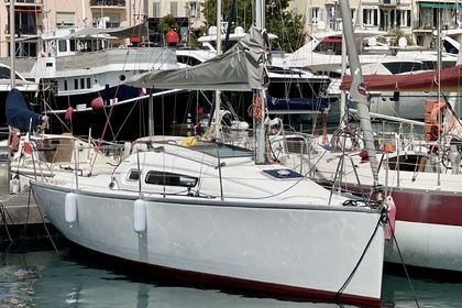 Charter Sailboat Jeanneau Sun Fast 26 Cannes