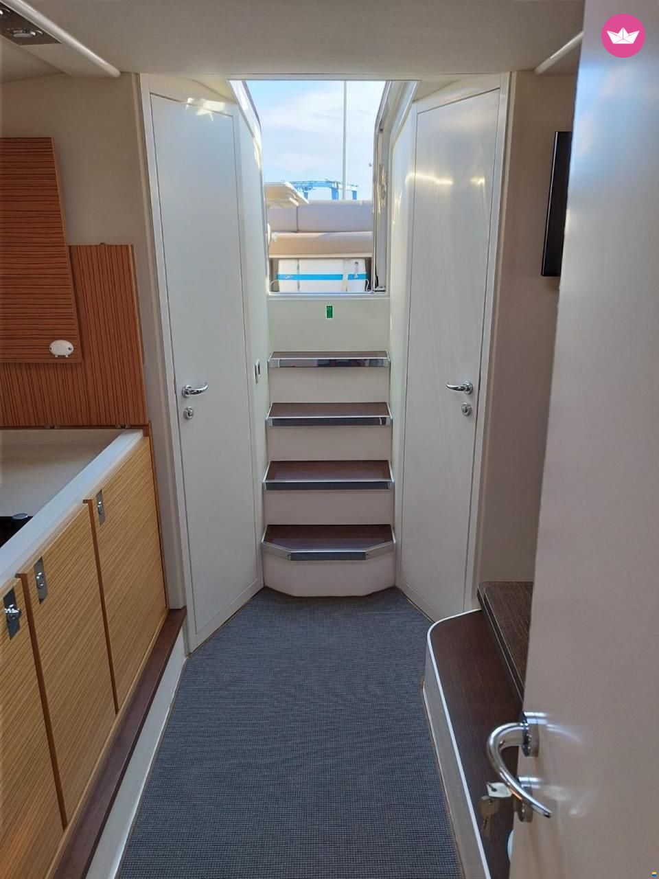 Bateau à moteur Itama 40 900cv 6