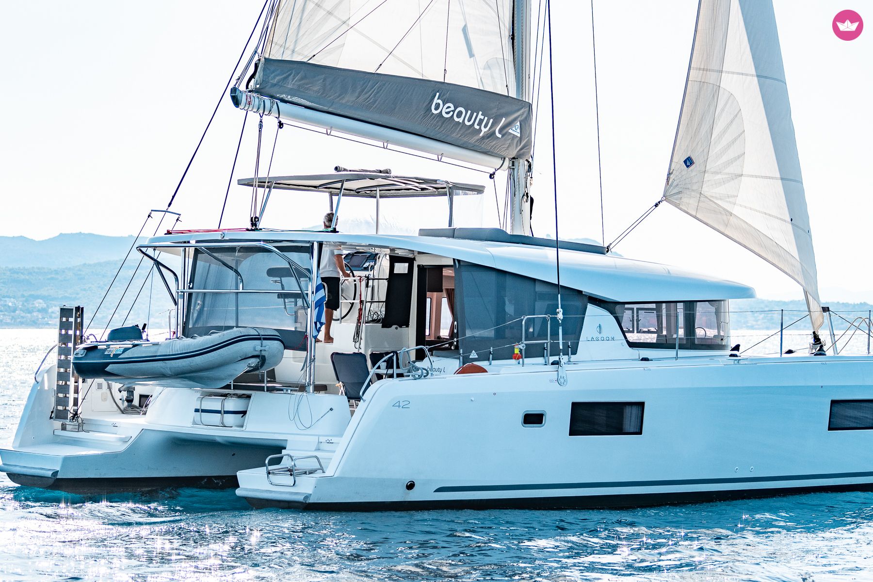 Катамаран 42. Lagoon 42 катамаран. лагуна 42 катамаран. sail proteus 42 lagoon. бали 42 катамаран.