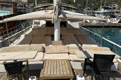 Sail in Kaş with a Spacious 19m Gulet – 12-Person Comfort