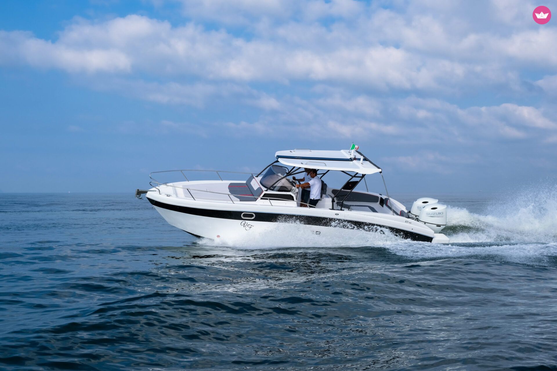 Bateau à moteur Saver 870 400cv 7