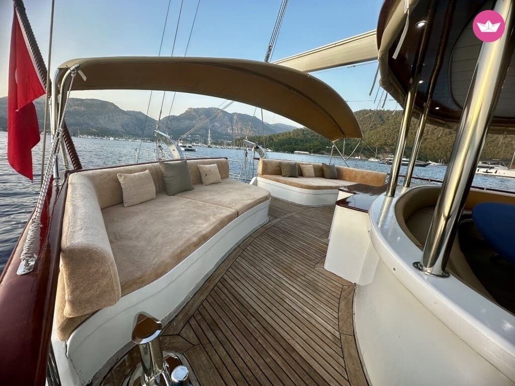 Goélette Up to Date 2023 32m 6