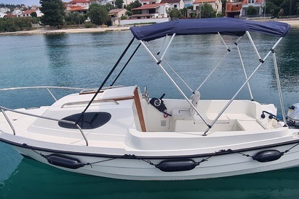 Hire Motorboat Adria M-Sport 500 Okrug Gornji