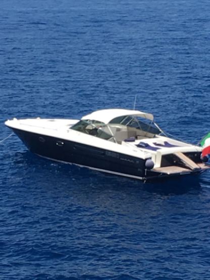 Location Bateau à moteur Itama 38 Ischia Porto