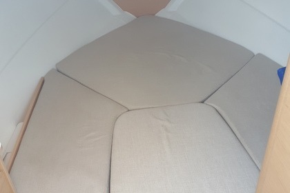 Bénéteau 750 sundeck