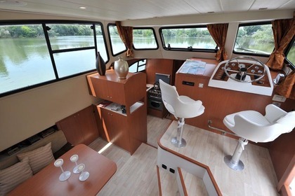 Hyra båt Husbåt Houseboat Holidays Italia Minuetto 6+ Casale sul Sile