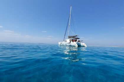 Rental Catamaran Lagoon-Bénéteau Lagoon 380 S2 - 4 + 2 cab. Punat
