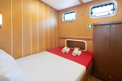 Elegant renovated Gulet for 21 people