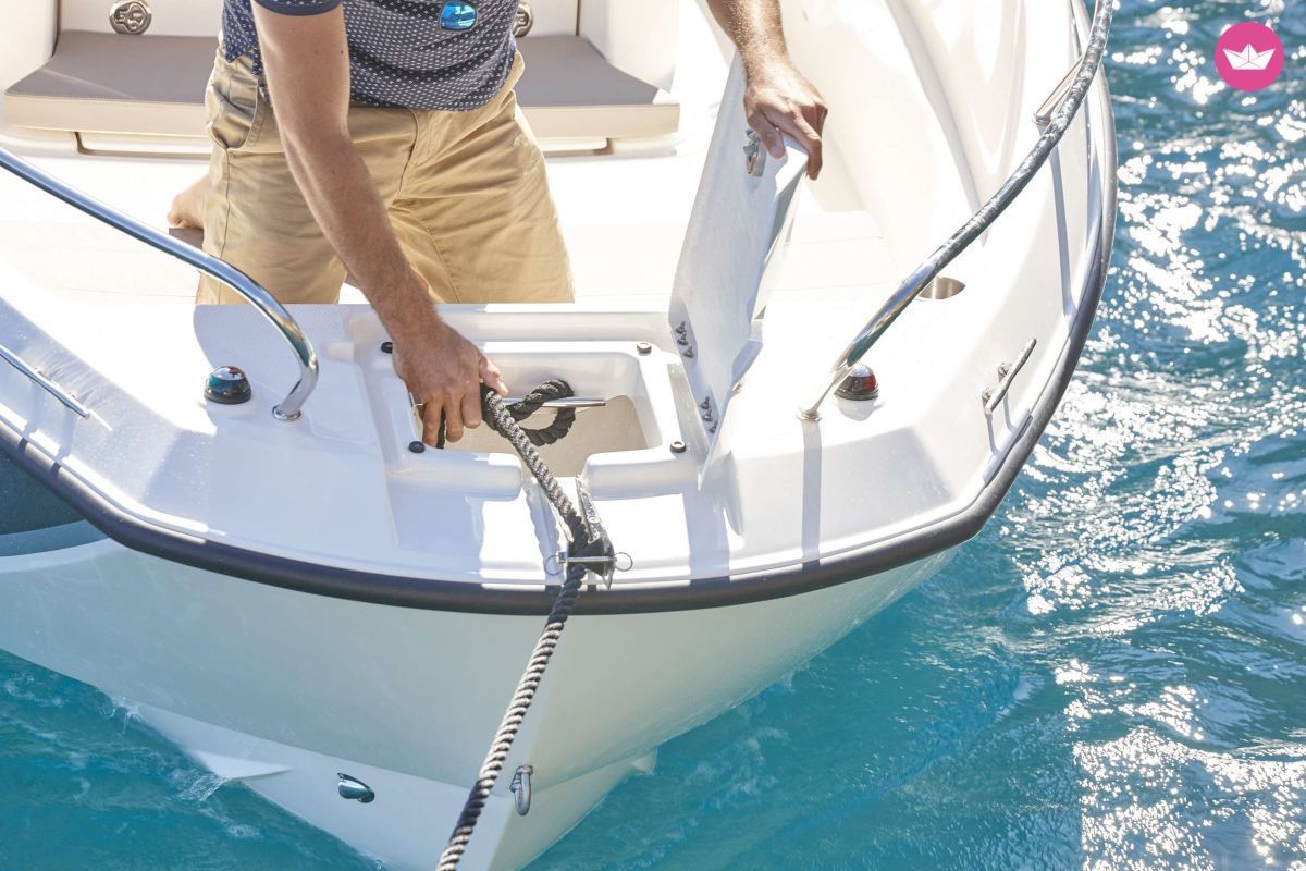 Charter Motorboat Quicksilver Activ 555 Open Split