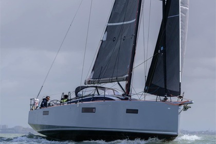 Charter Sailboat  RM 1380 La Rochelle