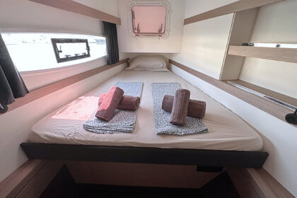 Fountaine Pajot Isla 40