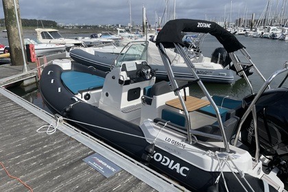 Charter RIB Zodiac Medline 6.8 Larmor-Plage