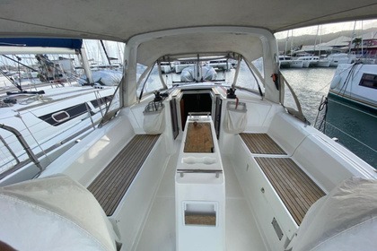 Location Voilier Beneteau Oceanis 35.1 Le Marin