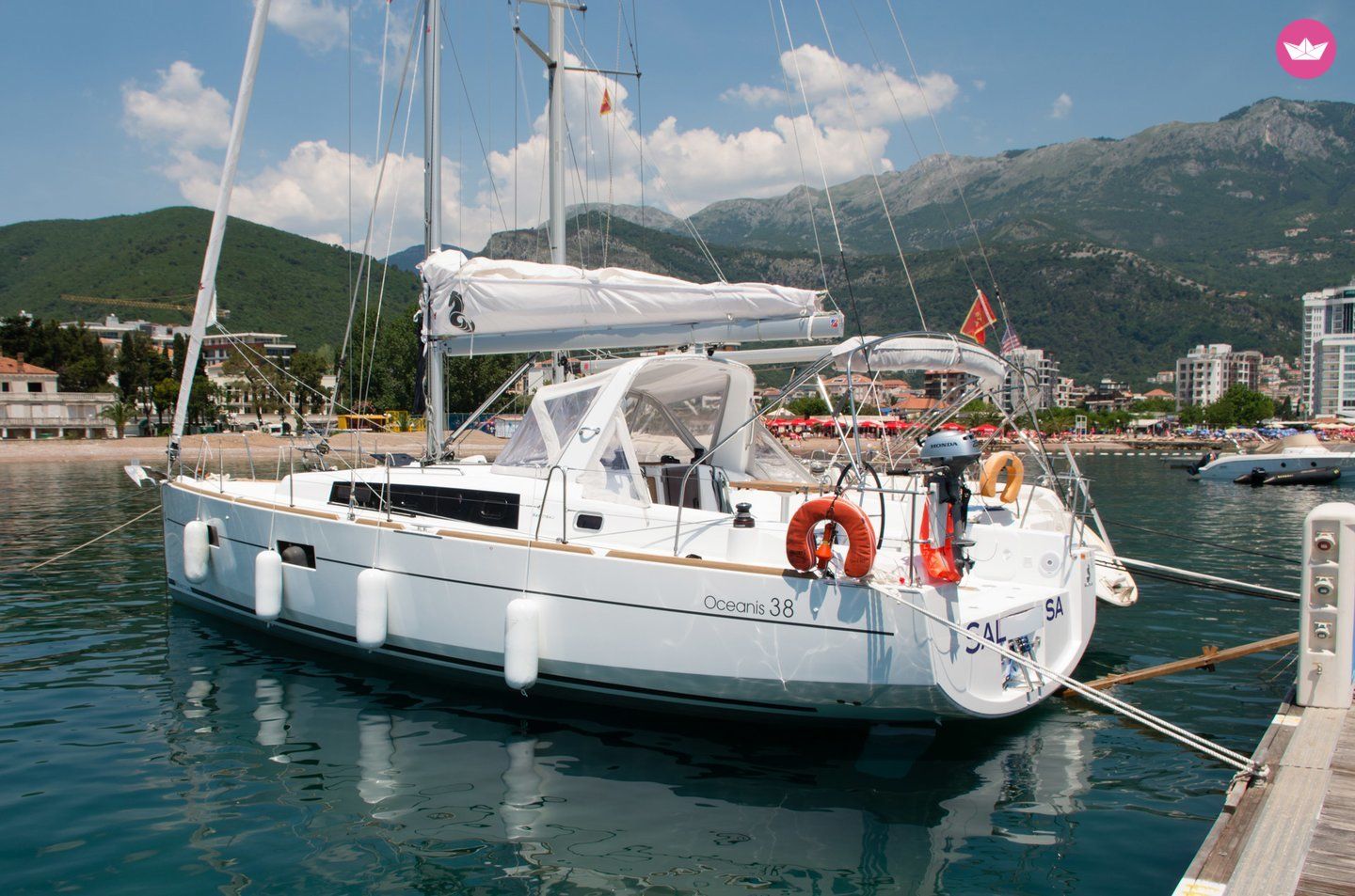 Beneteau Oceanis 38 (3 Cabins) in Kotor for hire