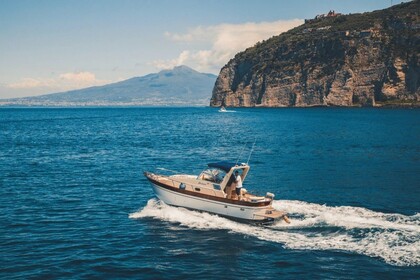 Hyra båt Motorbåt Apreamare Di Donna white Positano