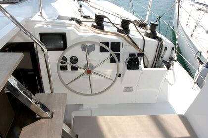 Catamaran Lucia 40