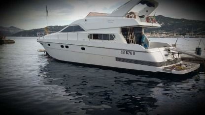 Charter Motorboat Alpa 52 Fly Milazzo