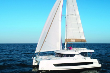 Charter Catamaran 15 BALI CATSPACE (3 CAB+2C) Ajaccio