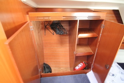 Encroyable voiler de 13.67 mètres avec Skipper