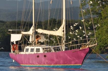 Charter Sailboat Autoconstruction Endurance San Blas Islands