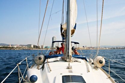 Charter Sailboat 45€/persona North Wind 38 Shipyard Barcelona