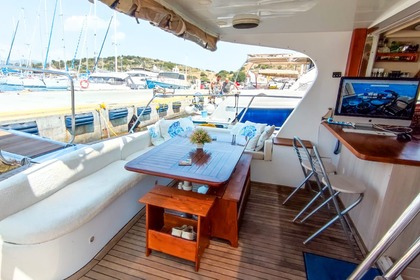 Gurmeyat All inclusive Yacht by Zar