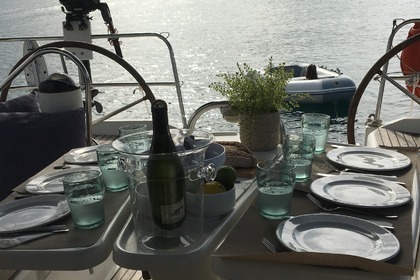 velero Jeanneau Sun Odyssey 42i en Barcelona