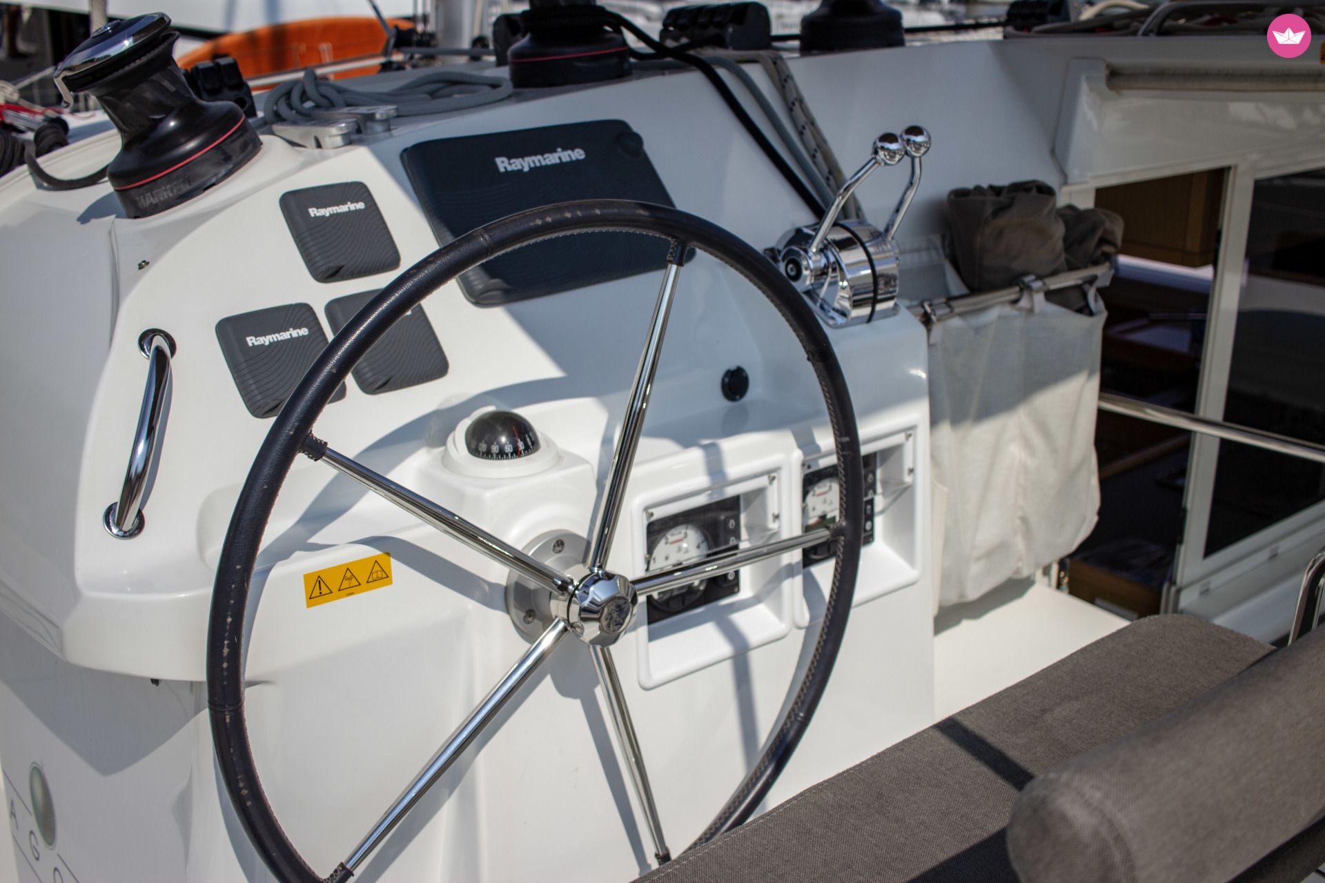 Catamaran Lagoon 400 S2  