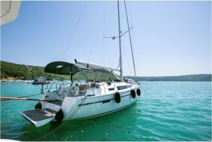 Rental Sailboat Bavaria 37  Cruiser Pula