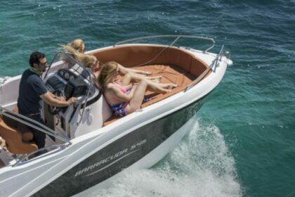 ORCA  I- Alquila Preciosa lancha en Santander!