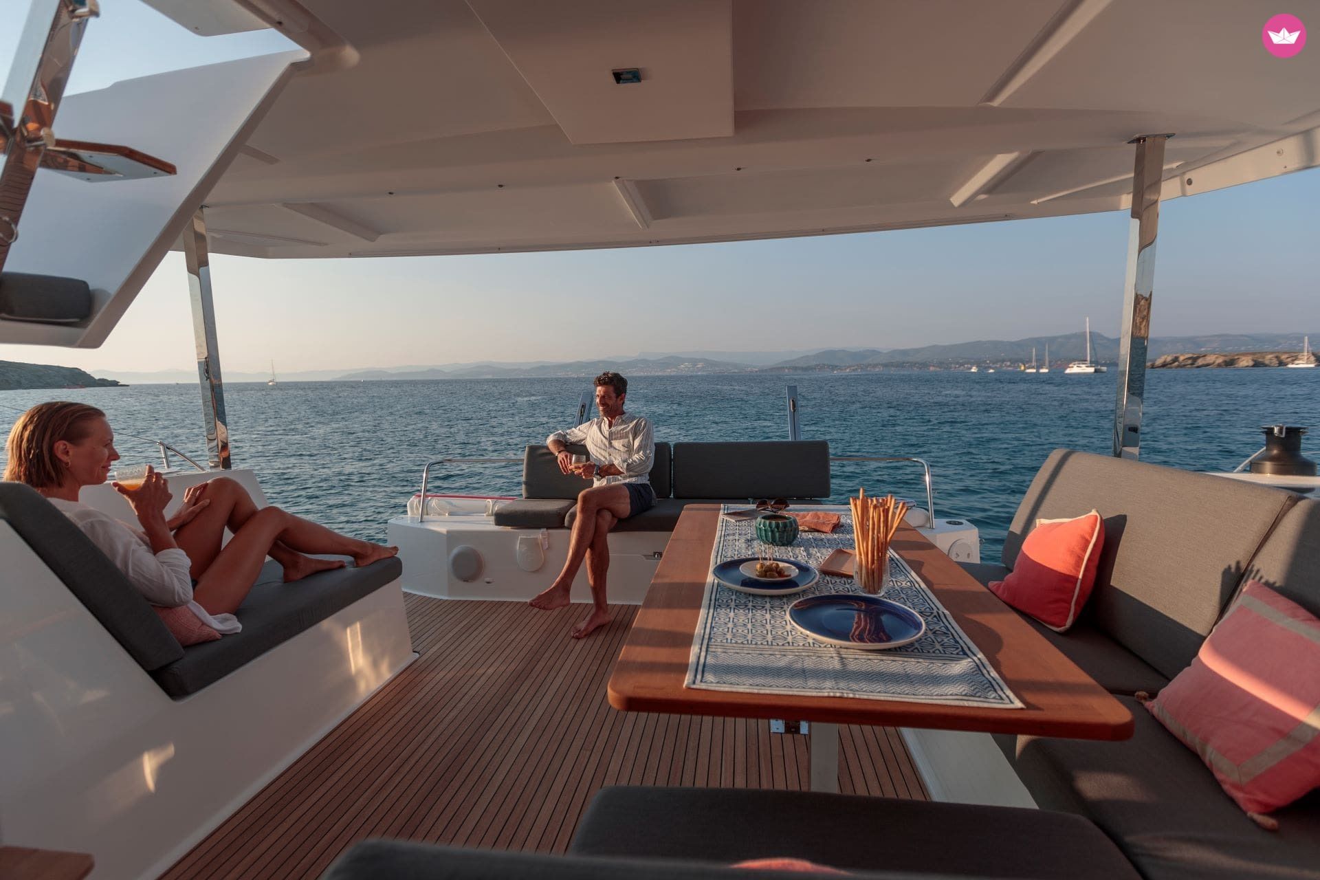 Catamaran Fountaine Pajot Isla 40 11.93m 6