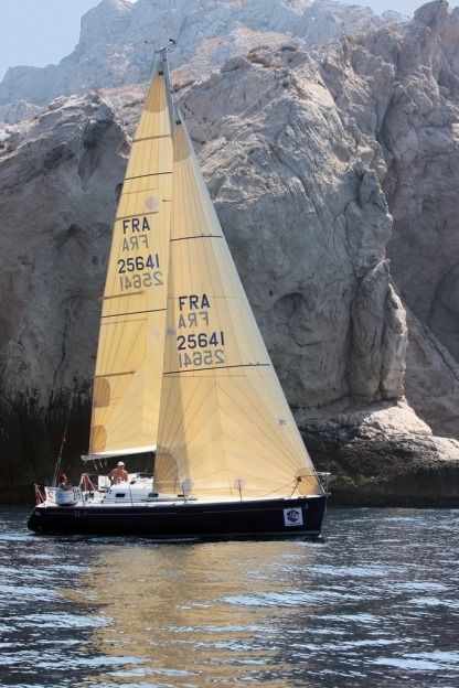 Rental Sailboat Beneteau First 31.7 La Seyne-sur-Mer