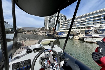 Explore Rotterdam's and its surroundings