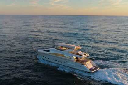 Luxury AMBER for Weekly Cruise