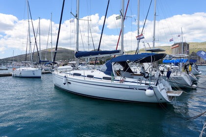 Noleggio Barca a vela Bavaria 34 Cruiser Trogir