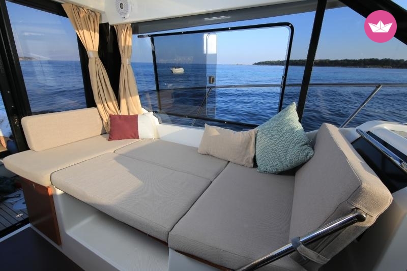 Bateau à moteur Jeanneau Merry Fisher 895 300cv 4