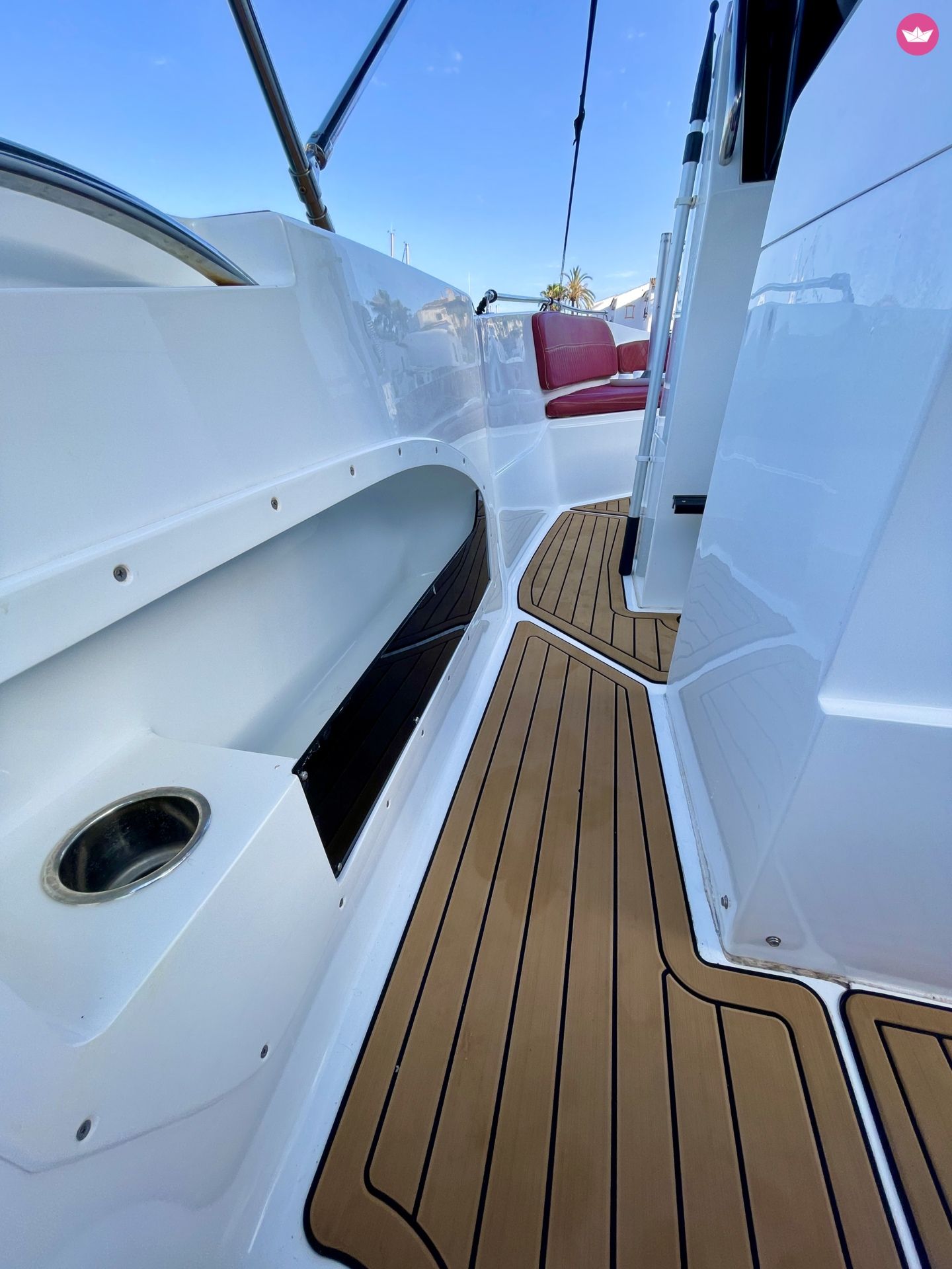 Bateau à moteur Nireus 620 150cv 6