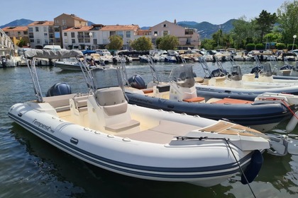 Location Bateau à moteur Capelli Capelli Tempest 700 Hyères