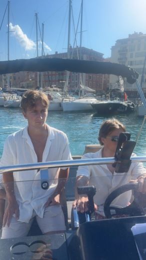 Сен-Лоран-дю-Вар Motorboat QuickSilver 555 open alt tag text