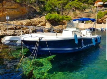 Location Bateau à moteur Kelt White Shark 225 Fos-sur-Mer