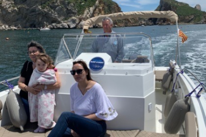 Pacific Craft 750 Open-capacidad 12 pax