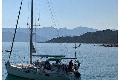 Hire Sailboat Beneteau Océanis 351 Bastia